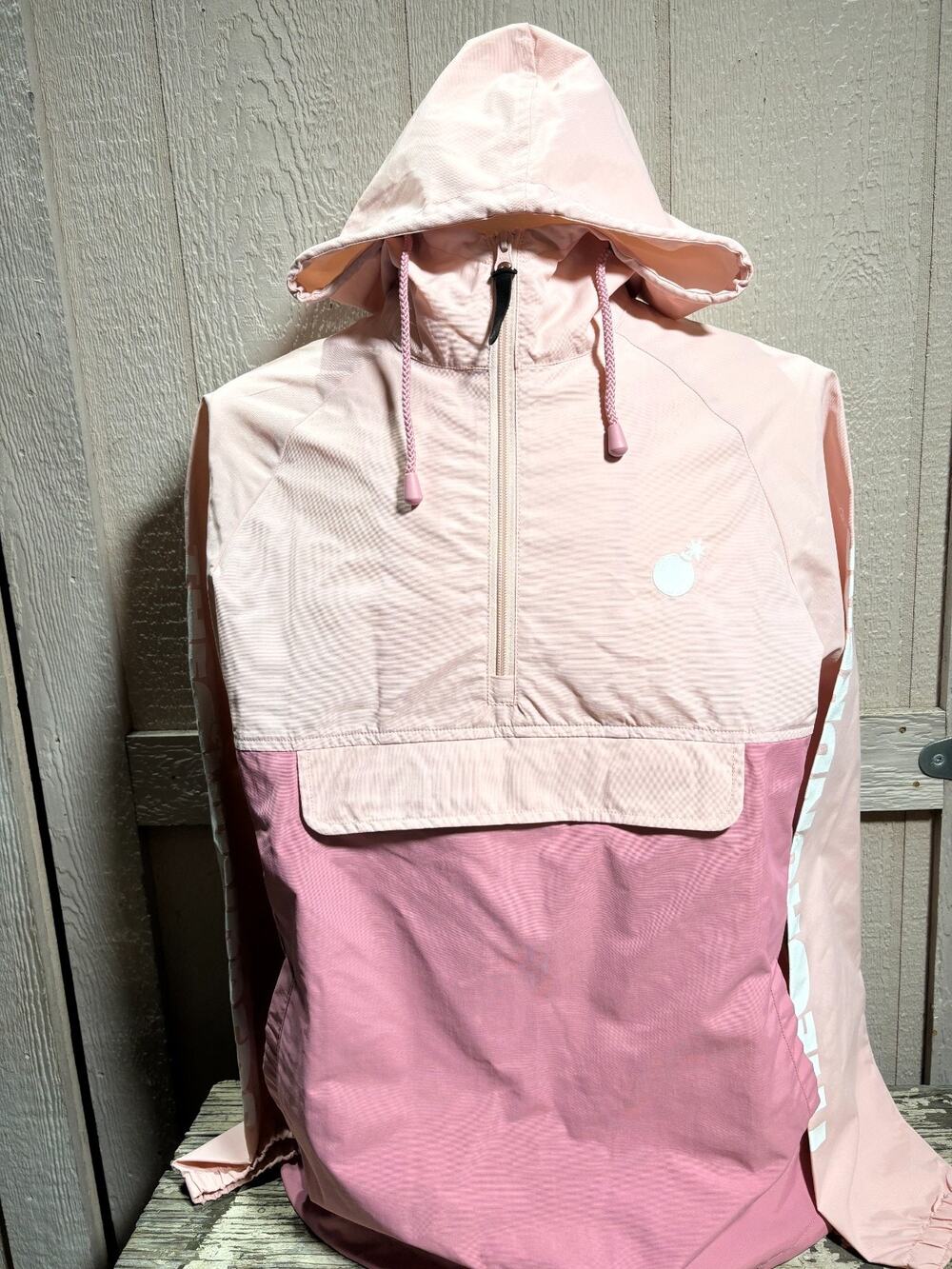The Hundreds Pink windbreaker waterproof pullover jacket with pocket Size Large